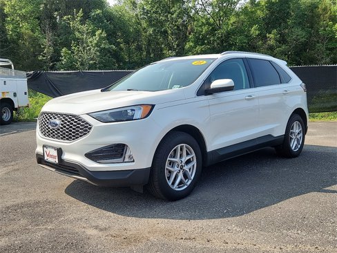 Used 2023 Ford Edge SEL w/ Convenience Package image 3