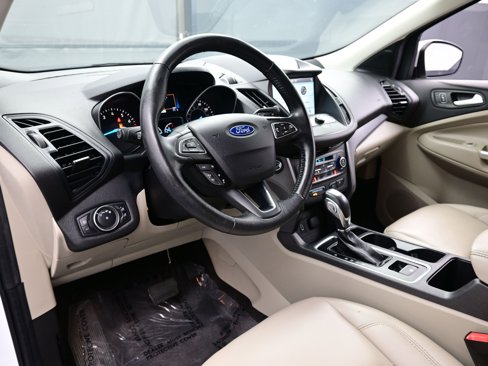 Used 2019 Ford Escape SEL image 13