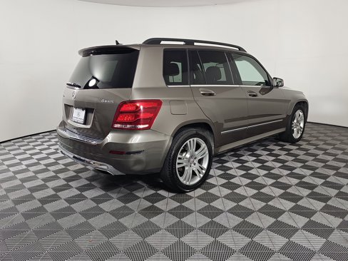 Used 2013 Mercedes-Benz GLK 350 4MATIC image 8