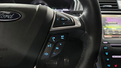 Used 2016 Ford Fusion Titanium image 26