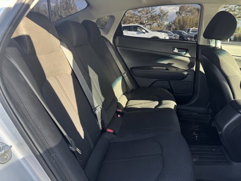 Used 2020 Kia Optima LX image 12