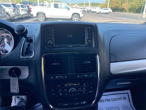 Used 2018 Dodge Grand Caravan GT image 13