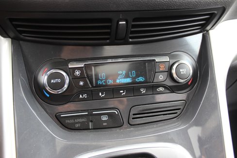 Used 2013 Ford Escape SEL image 30