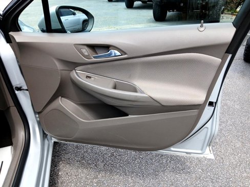 Used 2017 Chevrolet Cruze LS image 14