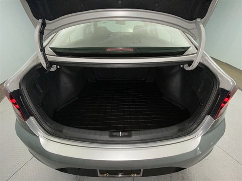 Used 2020 Hyundai Elantra SEL w/ Cargo Package (C1) image 22