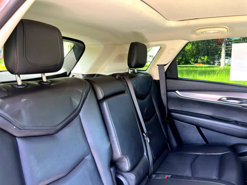 Used 2017 Cadillac XT5 Luxury w/ LPO, Wheel Lock Package image 27