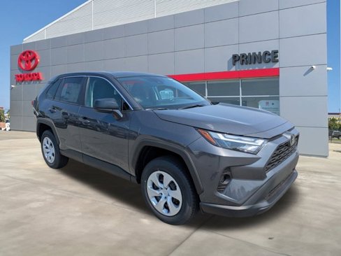 New 2025 Toyota RAV4 LE image 2