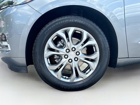 Used 2021 Buick Enclave Avenir w/ Avenir Technology Package image 35