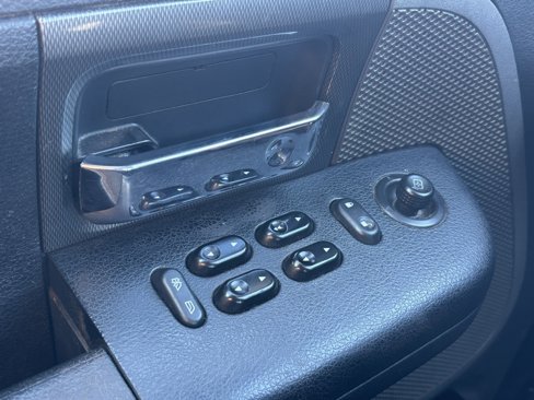 Used 2005 Ford F150 FX4 image 11