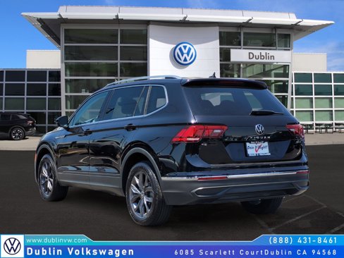 Certified 2022 Volkswagen Tiguan SE image 6