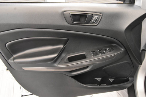 Used 2022 Ford EcoSport SES image 13
