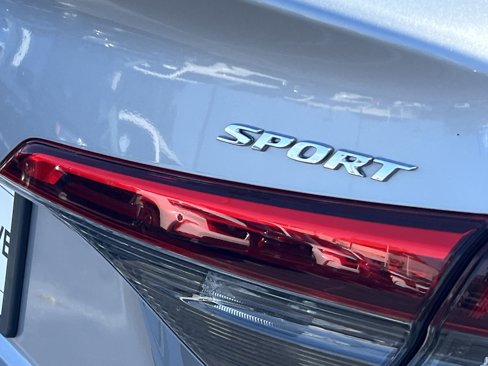 Used 2024 Honda Civic Sport image 6