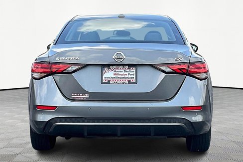 Used 2021 Nissan Sentra SV image 4