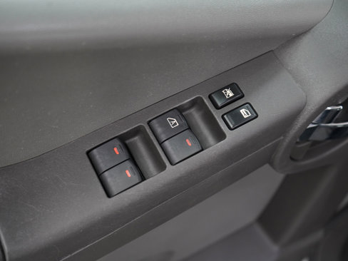 Used 2009 Nissan Xterra S w/ X Gear Pkg image 18