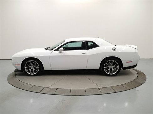 Used 2022 Dodge Challenger GT image 5