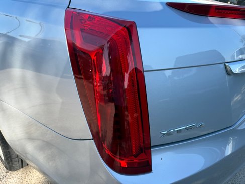 Used 2015 Cadillac XTS Luxury image 12