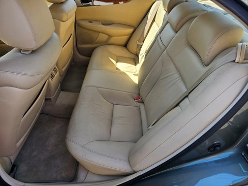 Used 2005 Lexus ES 330 image 20
