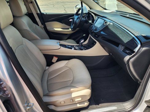 Used 2017 Buick Envision Essence image 12