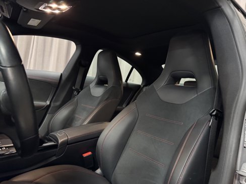 Used 2023 Mercedes-Benz CLA 250 4MATIC image 30