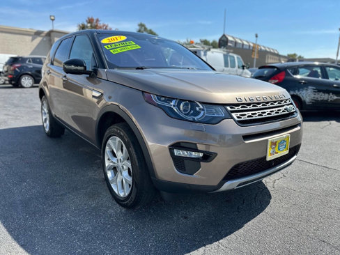 Used 2017 Land Rover Discovery Sport HSE image 1