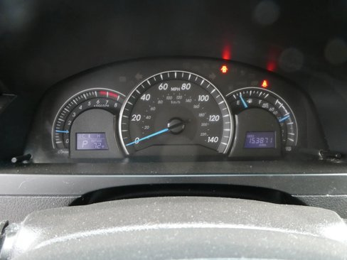 Used 2015 Toyota Camry LE image 15