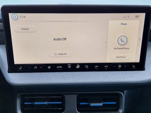 New 2025 Ford Maverick XLT image 13