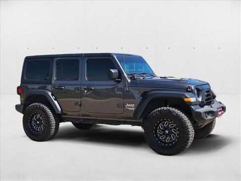 Used 2019 Jeep Wrangler Unlimited Sport S image 3