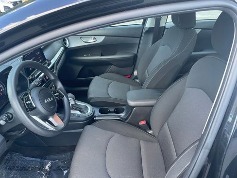 Used 2024 Kia Forte LXS image 23