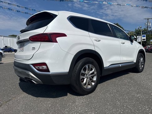 Used 2019 Hyundai Santa Fe SE image 4