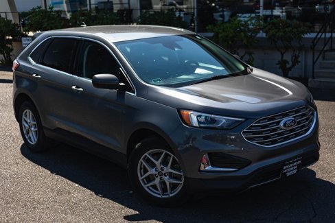 Used 2022 Ford Edge SEL image 2