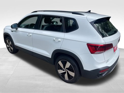 Used 2024 Volkswagen Taos S image 2
