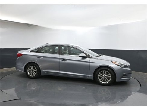 Used 2015 Hyundai Sonata SE image 8