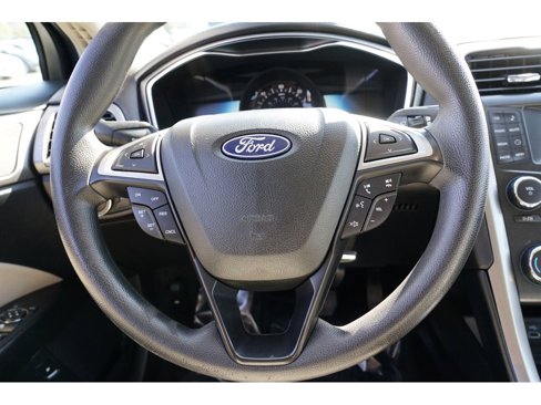 Used 2018 Ford Fusion S image 25