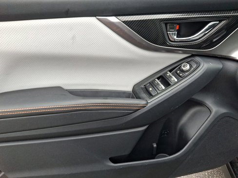 Used 2018 Subaru Crosstrek 2.0i Limited image 16