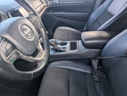 Used 2020 Jeep Grand Cherokee Altitude image 18