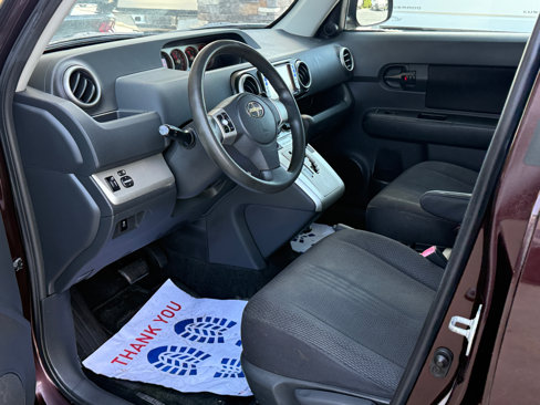 Used 2009 Scion xB image 9