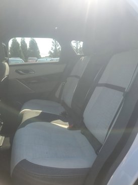 Used 2019 Land Rover Range Rover Velar R-Dynamic SE image 7
