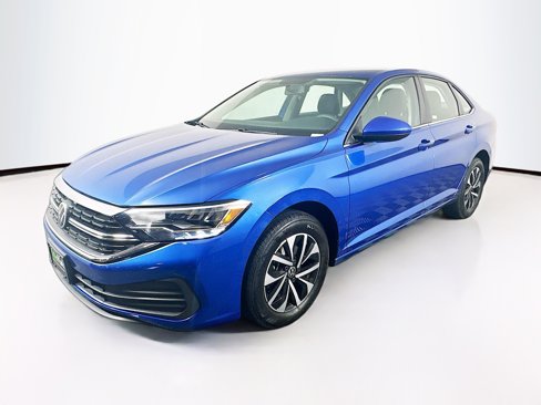 Used 2022 Volkswagen Jetta S image 3