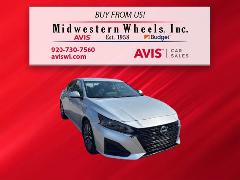 Used 2024 Nissan Altima 2.5 SV image 1