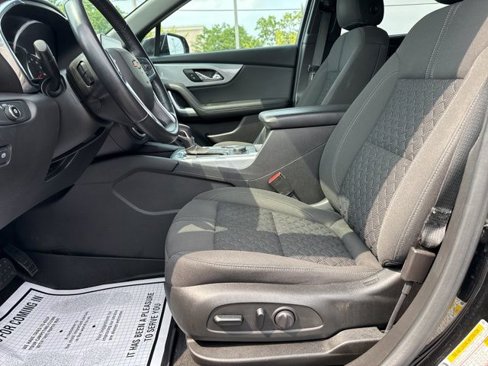 Used 2020 Chevrolet Blazer LT image 22