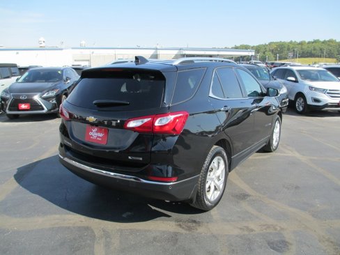 Used 2018 Chevrolet Equinox Premier image 3