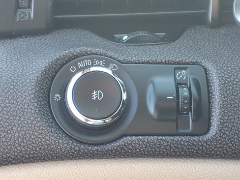 Used 2015 Chevrolet Malibu LT w/ Leather Package image 18