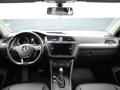 Used 2019 Volkswagen Tiguan SE w/ 3rd Row Seat Package image 24