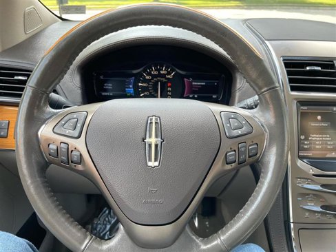 Used 2014 Lincoln MKX AWD w/ Equipment Group 101A image 76