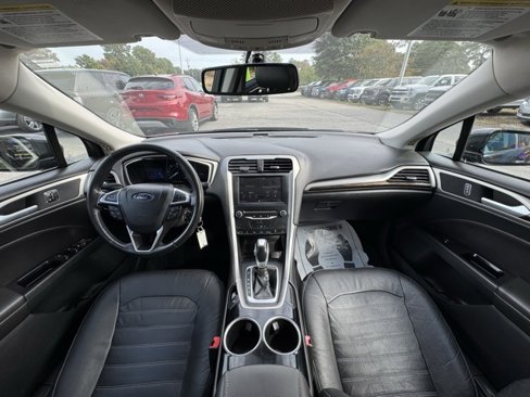 Used 2013 Ford Fusion SE image 18