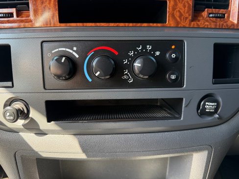Used 2006 Dodge Ram 2500 Truck SLT w/ Quad Cab Big Horn Value Group image 18
