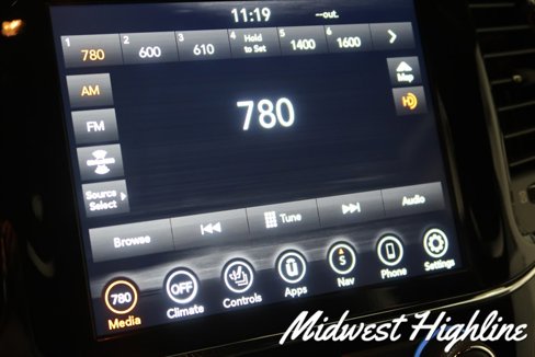 Used 2021 Jeep Grand Cherokee Limited image 27