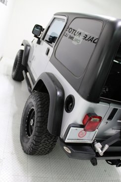 Used 2005 Jeep Wrangler Rubicon w/ Security Group image 37