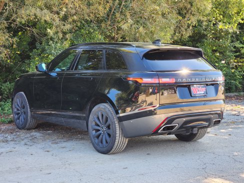 Used 2018 Land Rover Range Rover Velar R-Dynamic SE image 2
