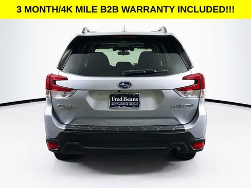 Used 2019 Subaru Forester Premium w/ All-Weather Package image 6